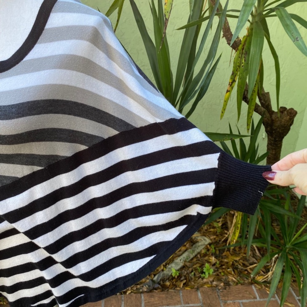 Black White Gray Poncho Topper